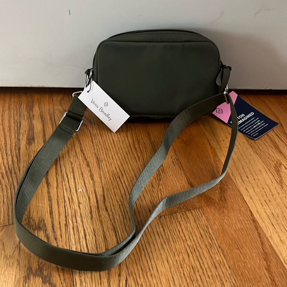 NWT: Vera Bradley cross body bag